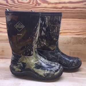 Toddler size 12 Muck Boots